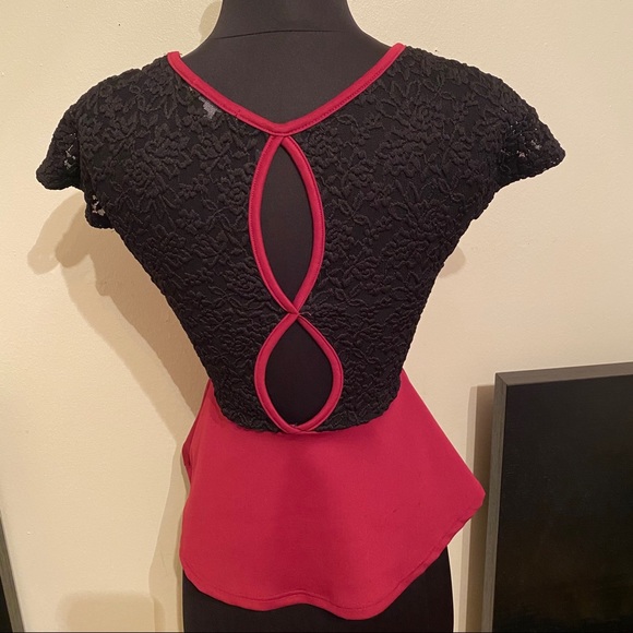 Charlotte Russe Peplum Top - Picture 2 of 3